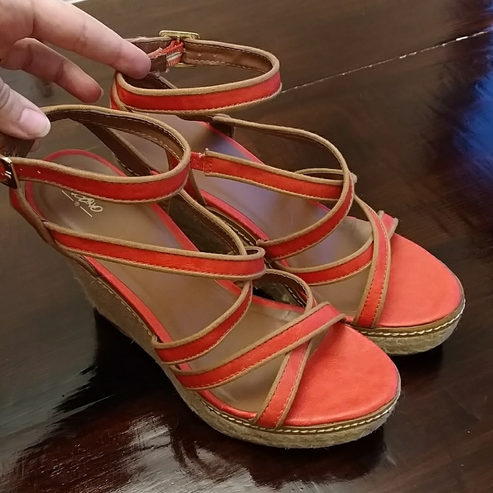 Mossimo wedge heels